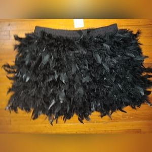 La' Ros feathered skirt